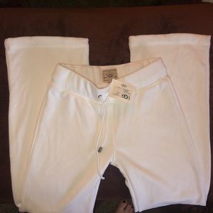UGG sweatpants NWT size XS